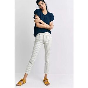 Citizens of Humanity Rocket Crop Petite High Rise Skinny Jeans.
